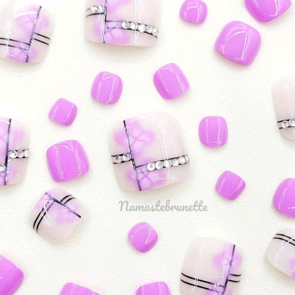 2/$16 Pink Floral Rhinestone Press on Toenails - Picture 9 of 17